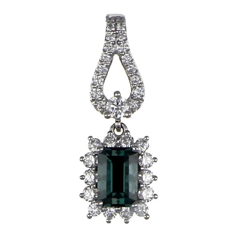 Alexandrite Pendant (Alexandrite 0.81 cts. White Diamond 0.38 cts.)