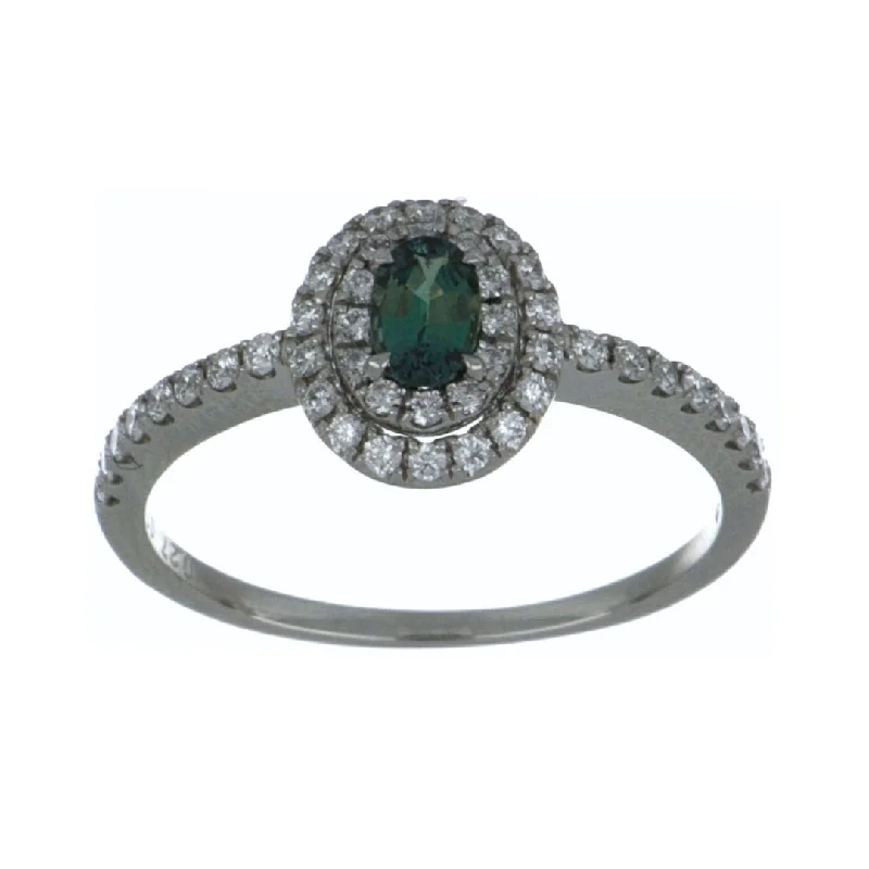 Alexandrite Ring (Alexandrite 0.27 cts. White Diamond 0.3 cts.)