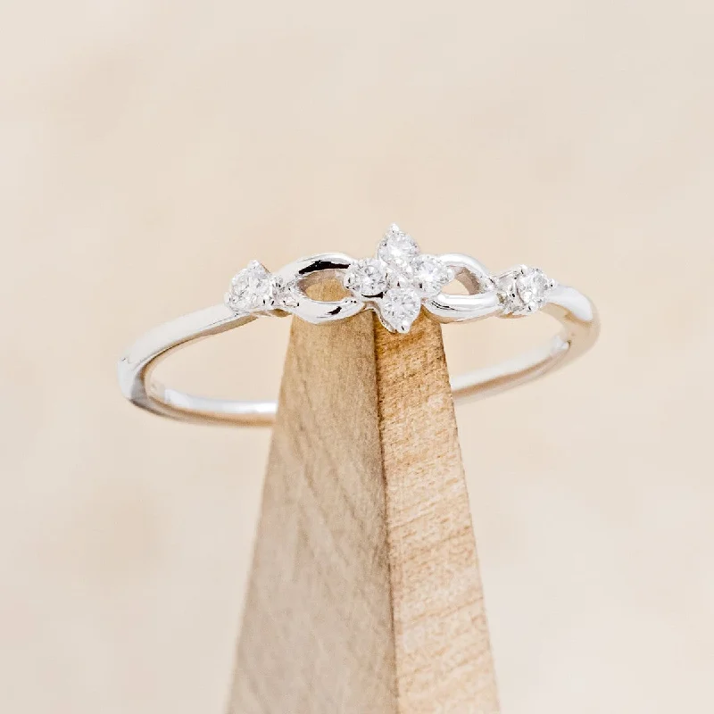 DAINTY DIAMOND ACCENTED RING