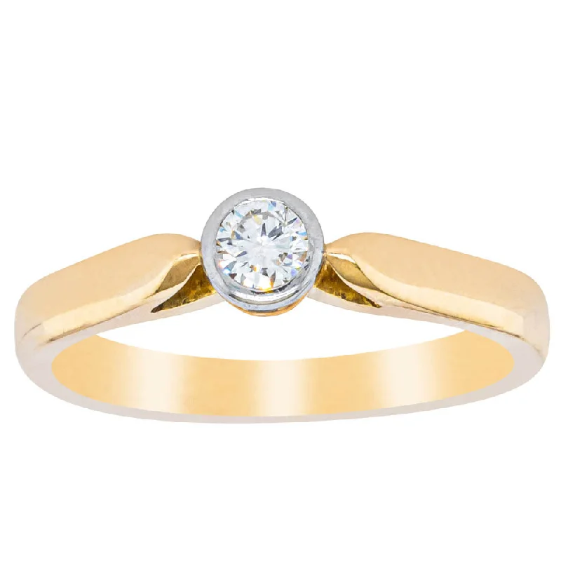 Deja Vu 18ct Yellow Gold & Platinum .18ct Diamond Ring