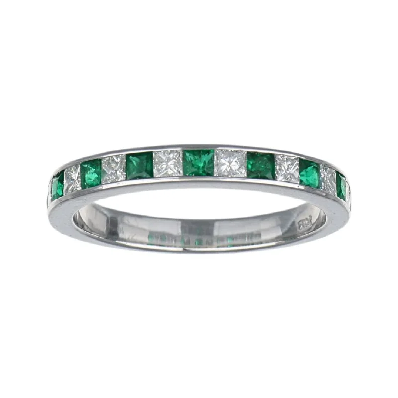 Emerald Ring (Emerald 0.42 cts. White Diamond 0.45 cts.)