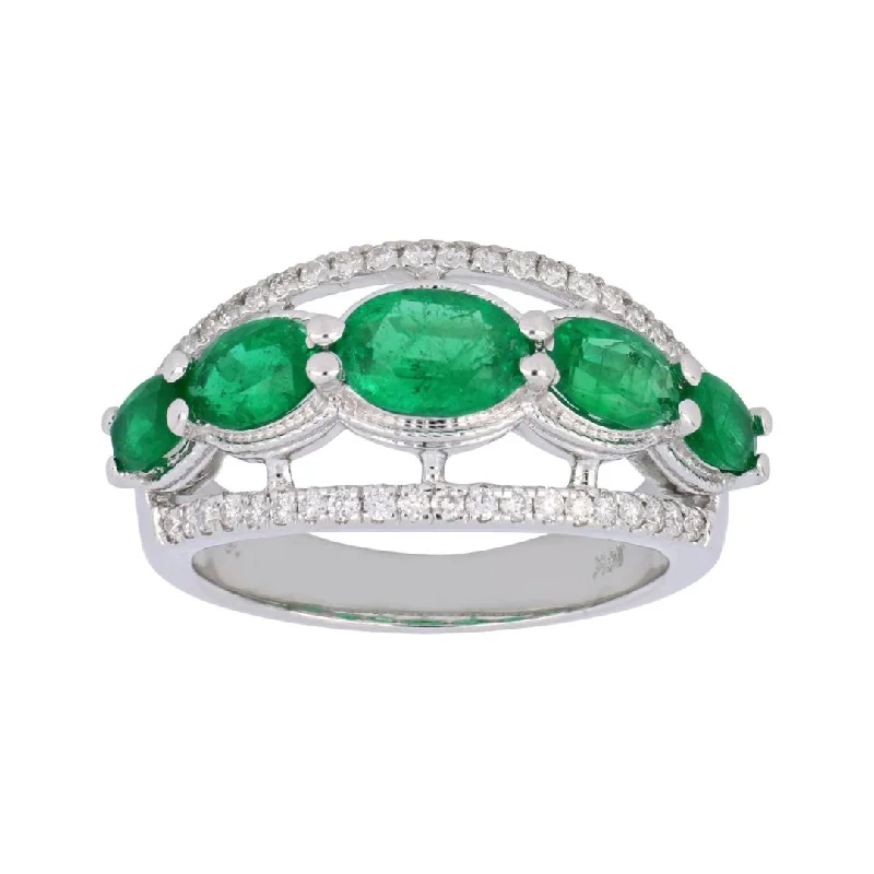 Emerald Ring (Emerald 2.02 cts. White Diamond 0.3 cts.)