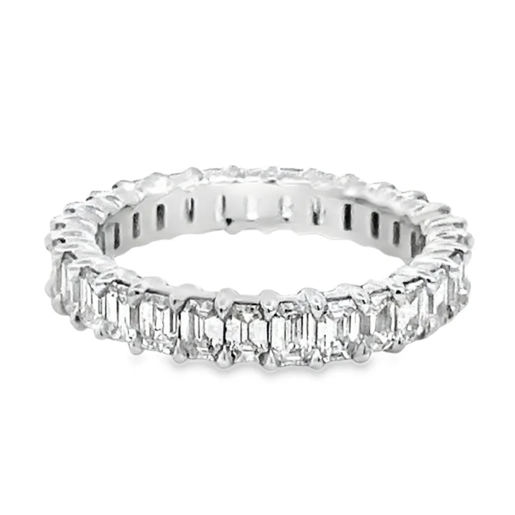 LAB GROWN EMERALD CUT DIAMONDS 2.41ctw ETERNITY BAND