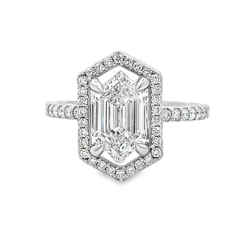 LAB GROWN HEXAGON & ROUND DIAMONDS 2.44ctw HALO RING