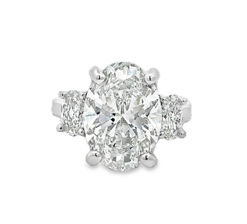 LAB GROWN OVAL DIAMONDS 6.92ctw THREE STONE RING