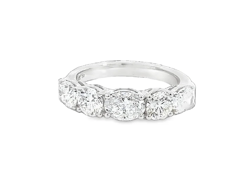 LAB GROWN OVAL & ROUND DIAMONDS 2.03CTW PRONG SET BAND