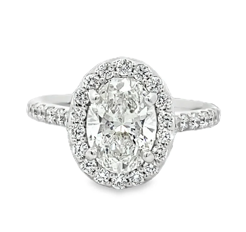 LAB GROWN OVAL & ROUND DIAMONDS 2.49ctw HALO RING