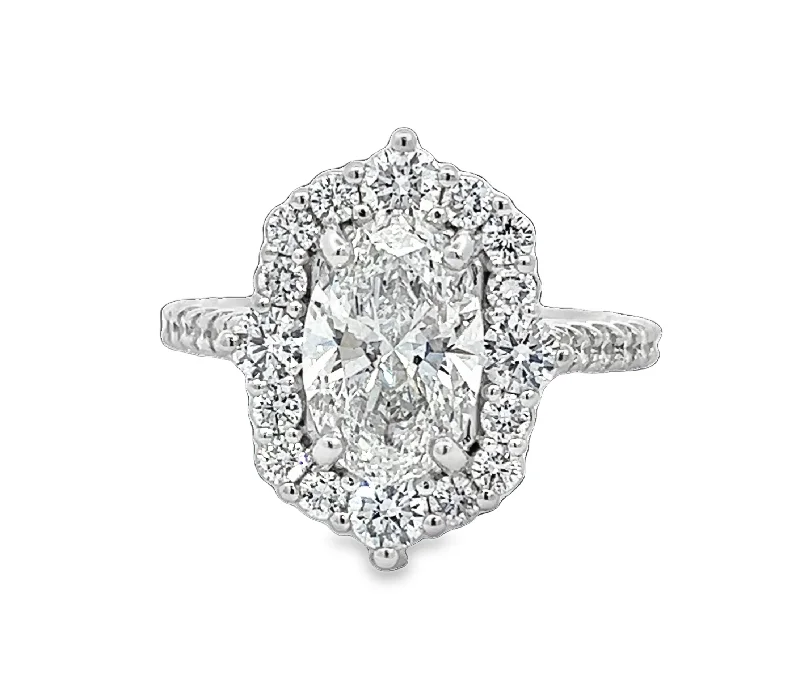 LAB GROWN OVAL & ROUND DIAMONDS 3.52ctw ANTIQUE HALO RING