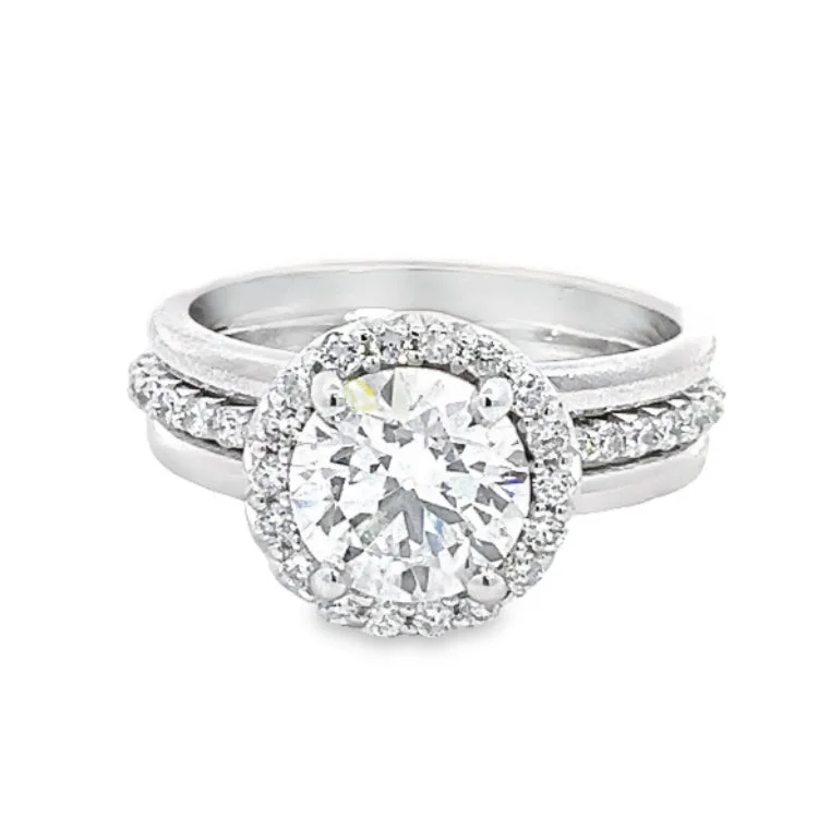 LAB GROWN ROUND DIAMONDS 2.08ctw HALO STYLE RING