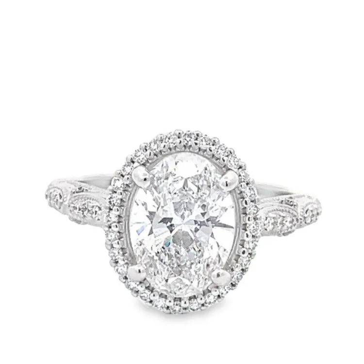 LAB GROWN ROUND & OVAL DIAMONDS 2.39ctw VINTAGE HALO RING