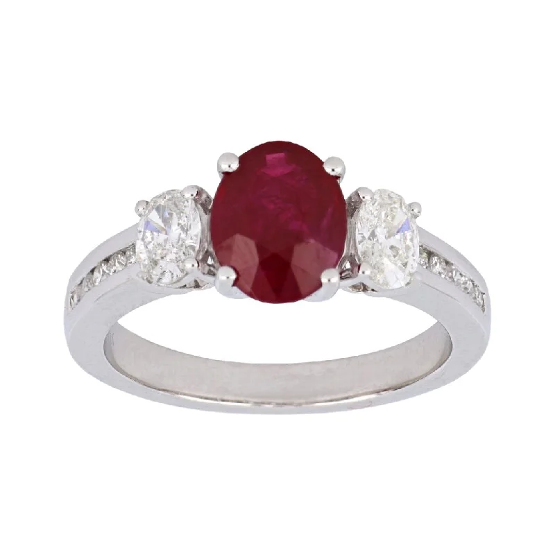 Ruby Ring (Ruby 1.73 cts. White Diamond 0.61 cts. White Diamond 0.14 cts.)