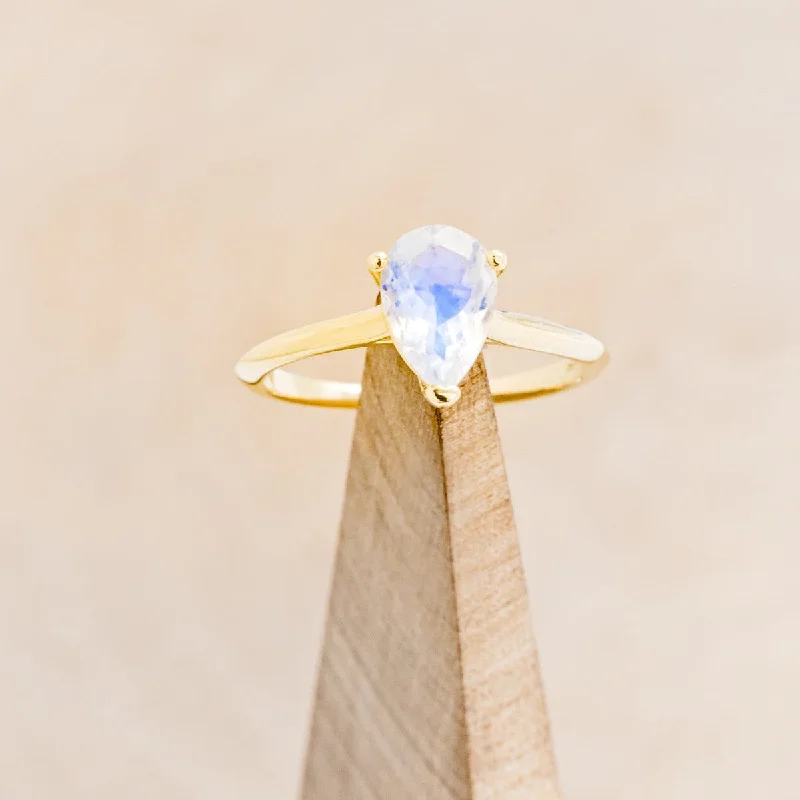 SOLITAIRE PEAR MOONSTONE ENGAGEMENT RING