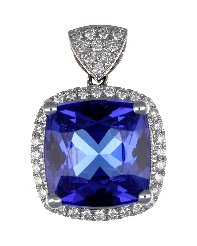 Tanzanite Ladies Pendant (Tanzanite 4.83 cts. White Diamond 0.43 cts.)