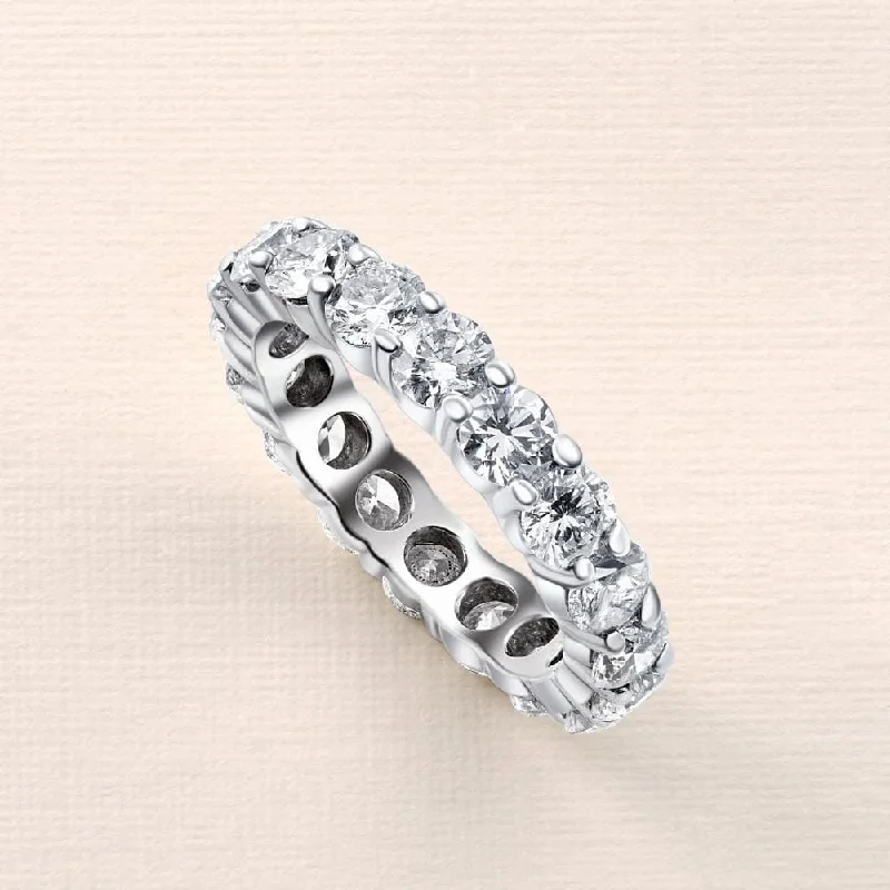 4Ct TW Round Diamond Platinum Eternity Ring Wedding Band Lab Grown