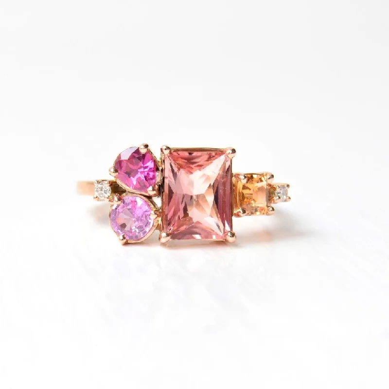 Varnaya Taruva 18K Gold Ring w. Tourmaline, Sapphire, Ruby & Diamonds