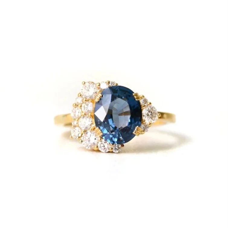 Nil Pokura 18K Gold Ring w. Spinel & Diamonds