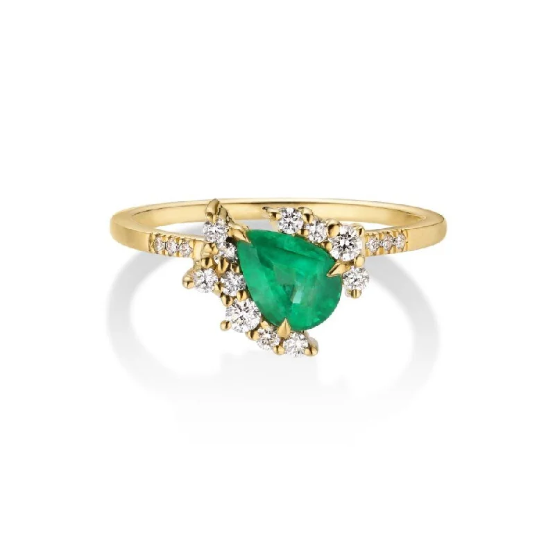 Peya Marakata 18K Gold Ring w. Diamonds & Emerald