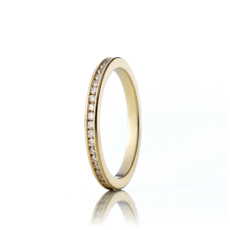 Eternity Narrow 18K Gold, Rosegold or Whitegold Ring w. Diamonds