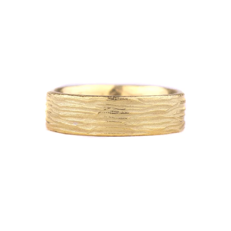 18k Gold 6mm Horizontal Dig Band by Dahlia Kanner