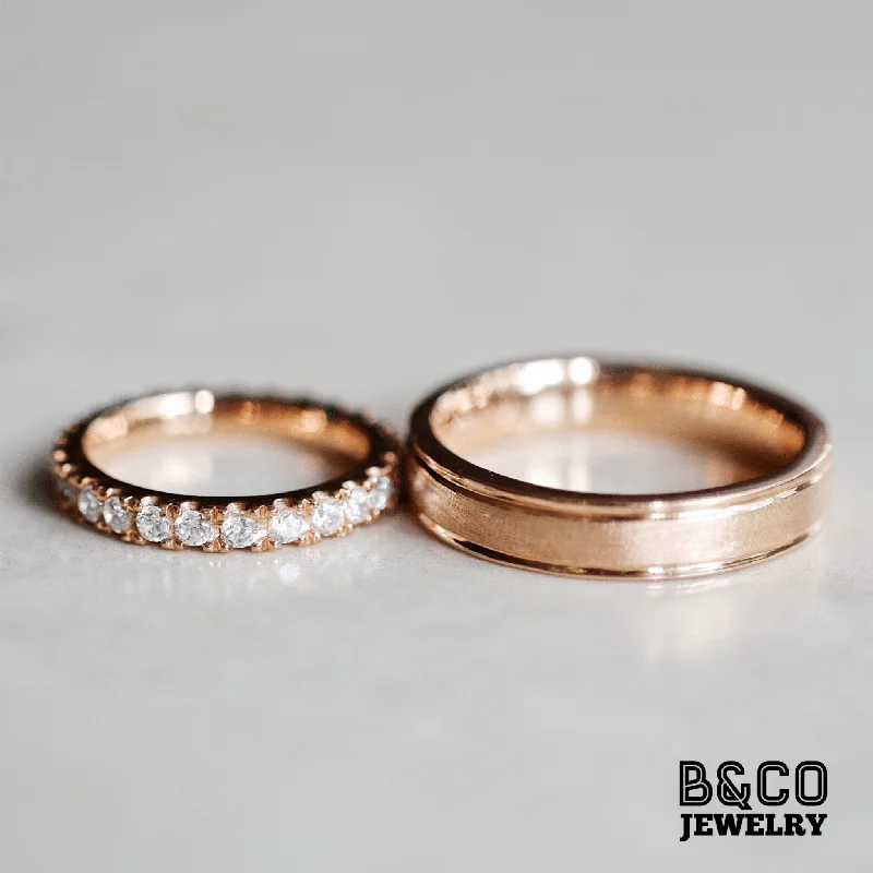 Minimalist Tres Modified Wedding Rings