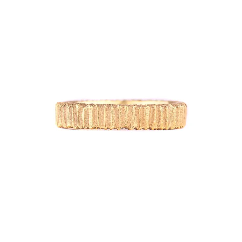 18k Gold 4mm Horizontal Dig Band by Dahlia Kanner